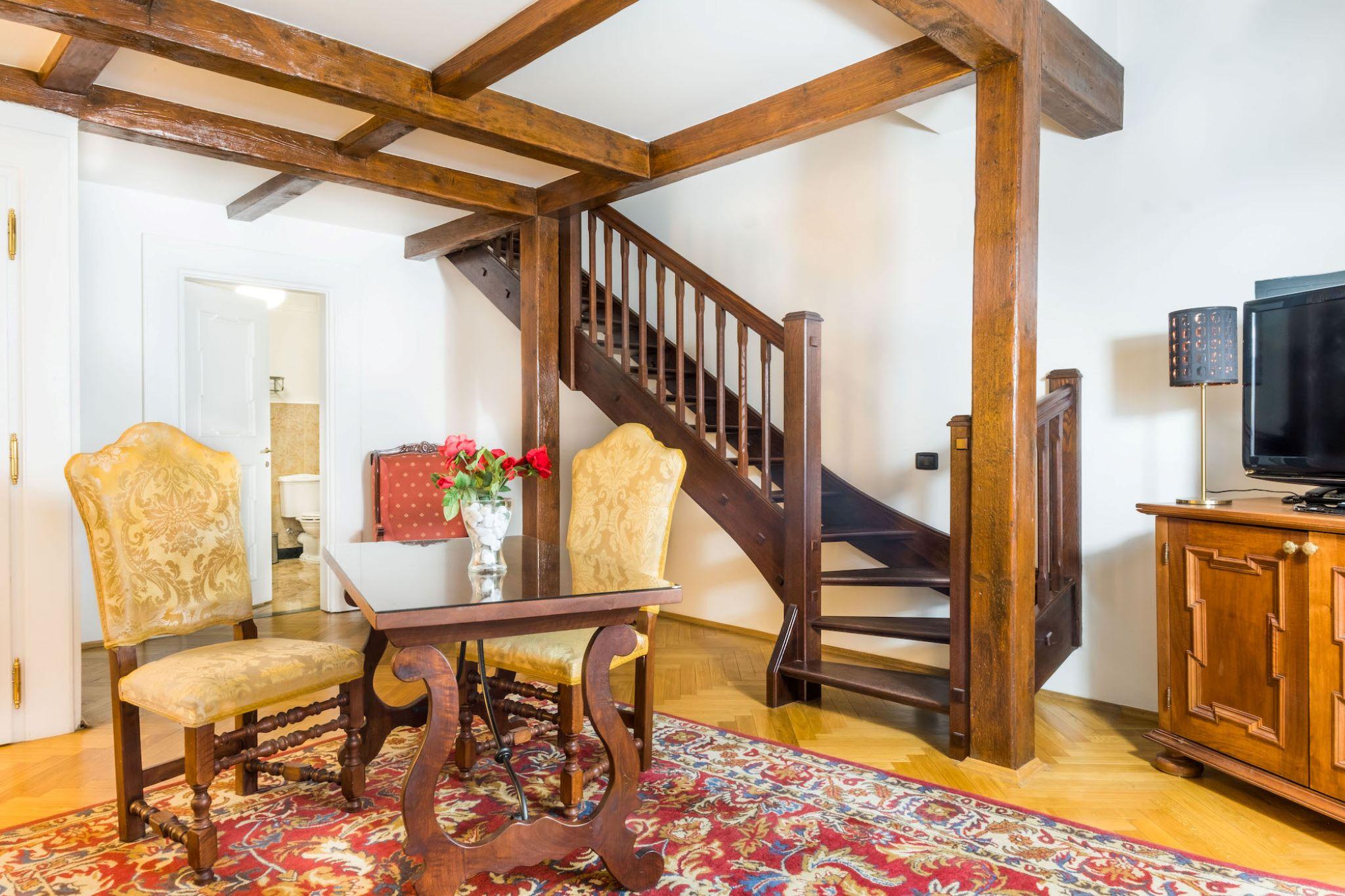 Charles Bridge Palace Otel Prag