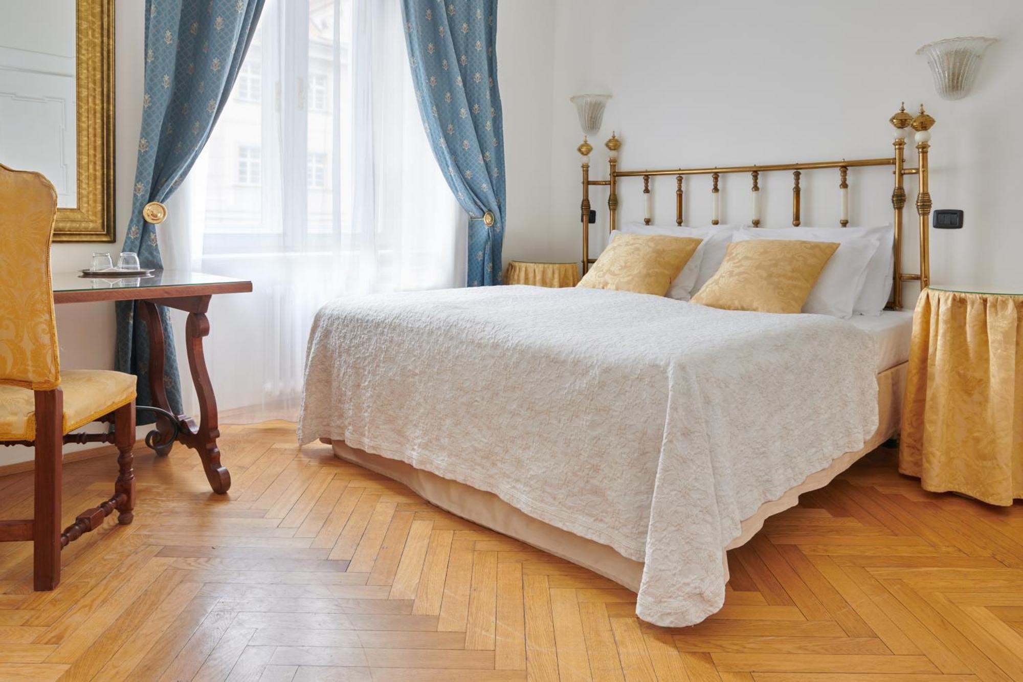 Charles Bridge Palace 4* Prag